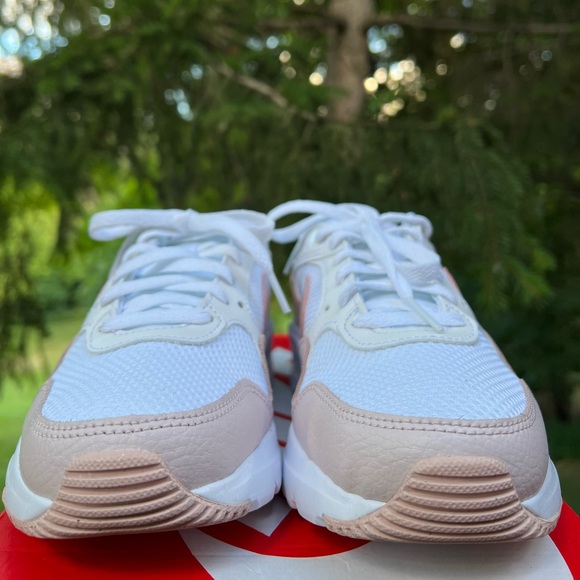 Brand new in box white/pink oxford-barely rose Women’s Nike Air Max SC - Picture 7 of 8